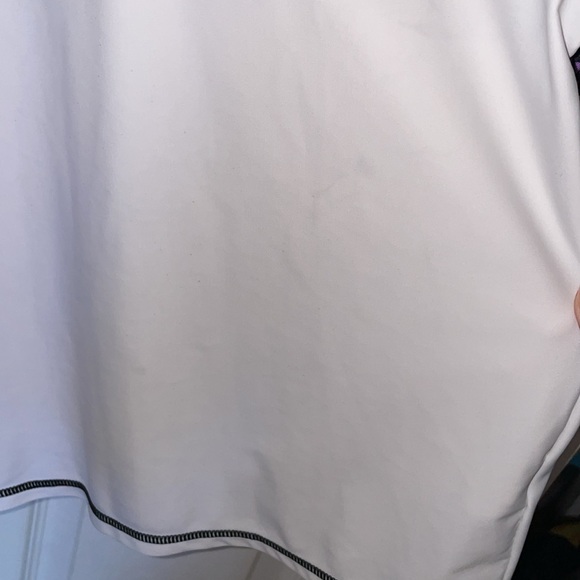 Maui and Sons Rash Guard - Picture 3 of 6